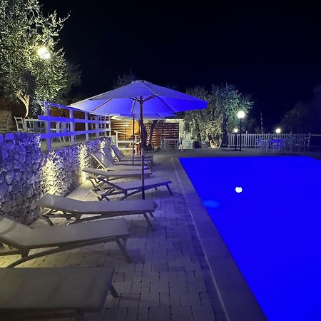 Village Valle D'Oro Aparthotel Сан-Менайо Екстер'єр фото